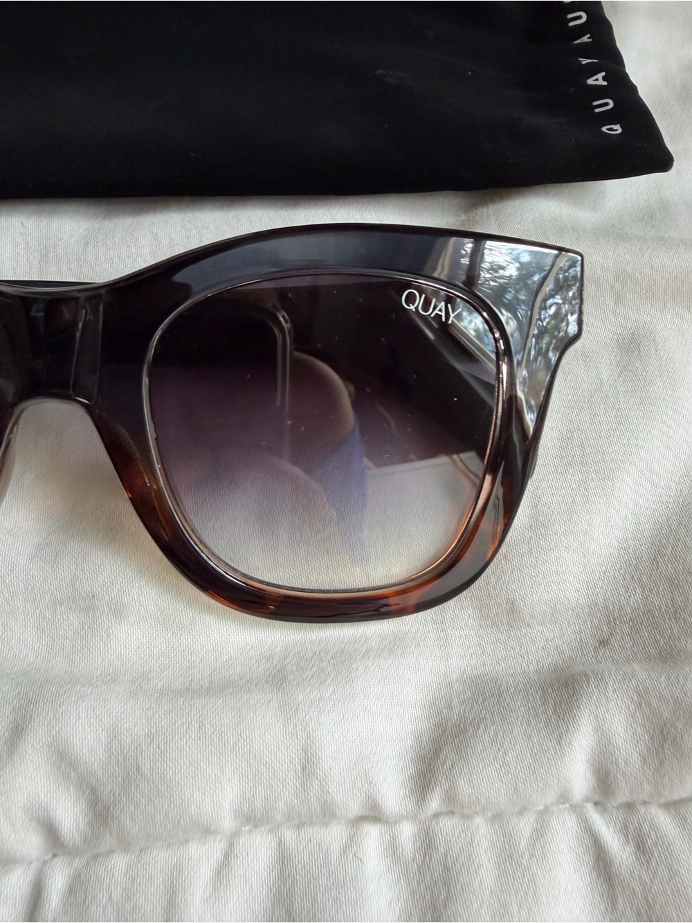 Quay australia after hours 125 black tortoise fade square winged sunglasses - Picture 3 of 9